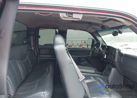 2001 Chevrolet Silverado 2500Hd Lt z USA, uszkodzony, nr VIN 1GCHK29G11E268570